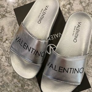MARIO BY MARIO VALENTINO SLIP ON SANDALS